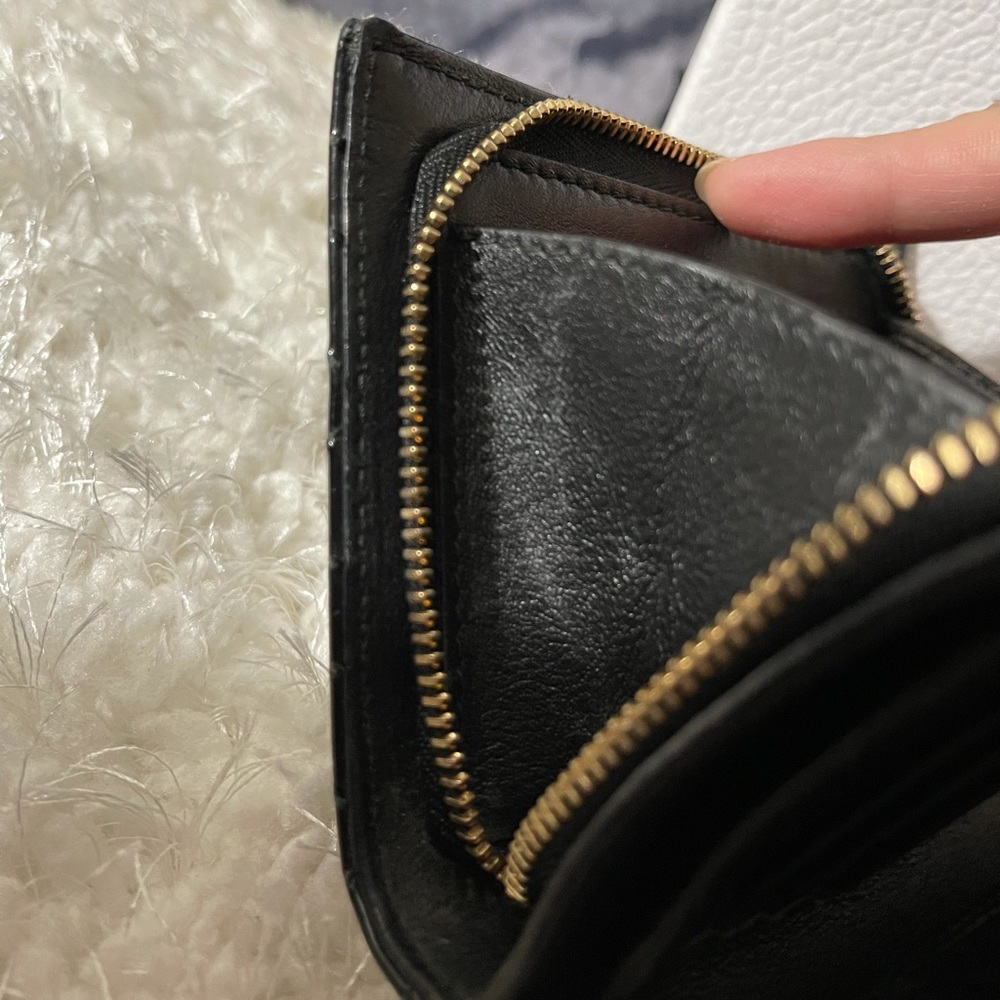 DIOR - Picture 16 of 17